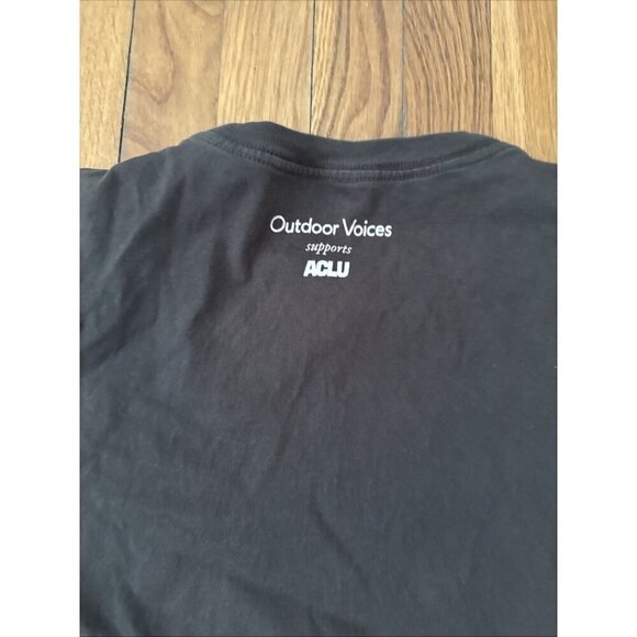 Outdoor Voices ACLU Fall 2019 LS Men's Shirt Crewneck Size M - Picture 5 of 5